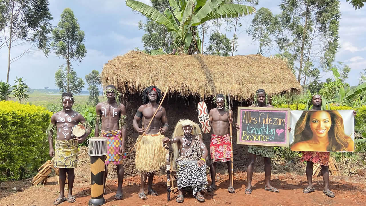 Afrikanische Leopardenmuster Team: Maßgeschneiderter Übergröße-Foto