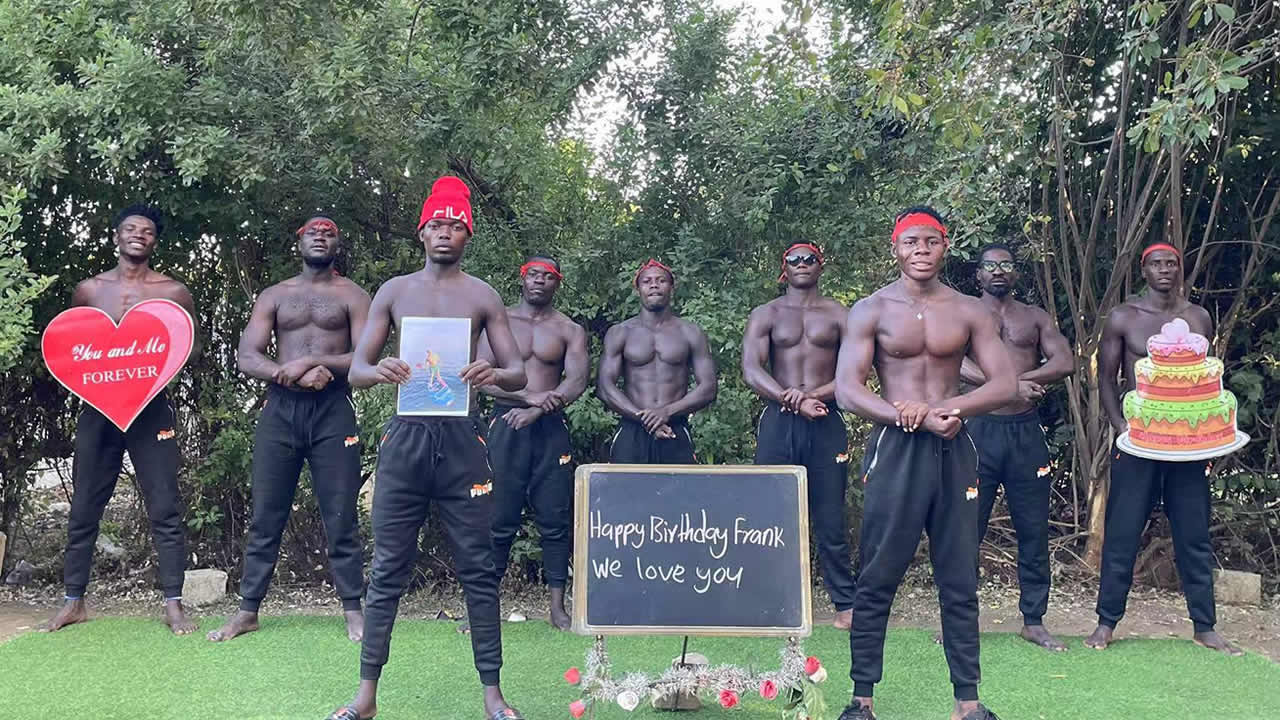 Afrikanische Löwenmannschaft