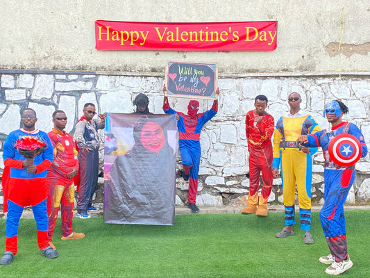 Afrikanisches Anime-Team: Maßgeschneiderter Übergröße-Foto