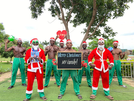 Afrikanisches Fitness Team - grüne Hose