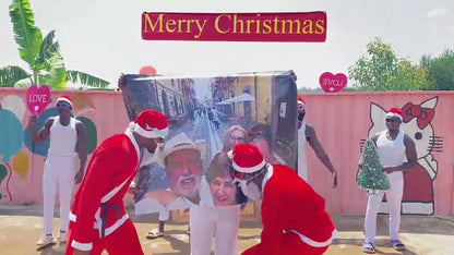 Weißes Oberteil des afrikanischen Fitness-Teams: Maßgeschneiderter Übergröße-Foto